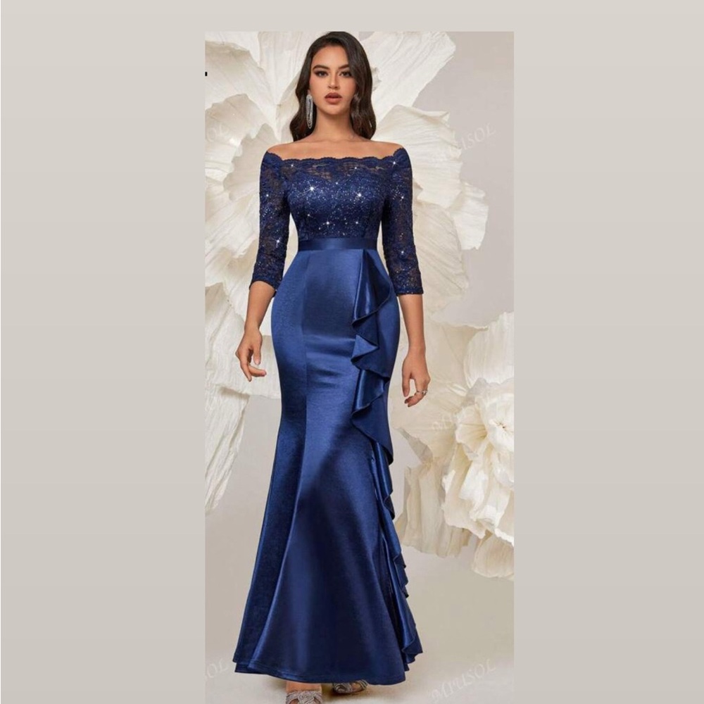 Elegant Blue Off-Shoulder Evening Gown